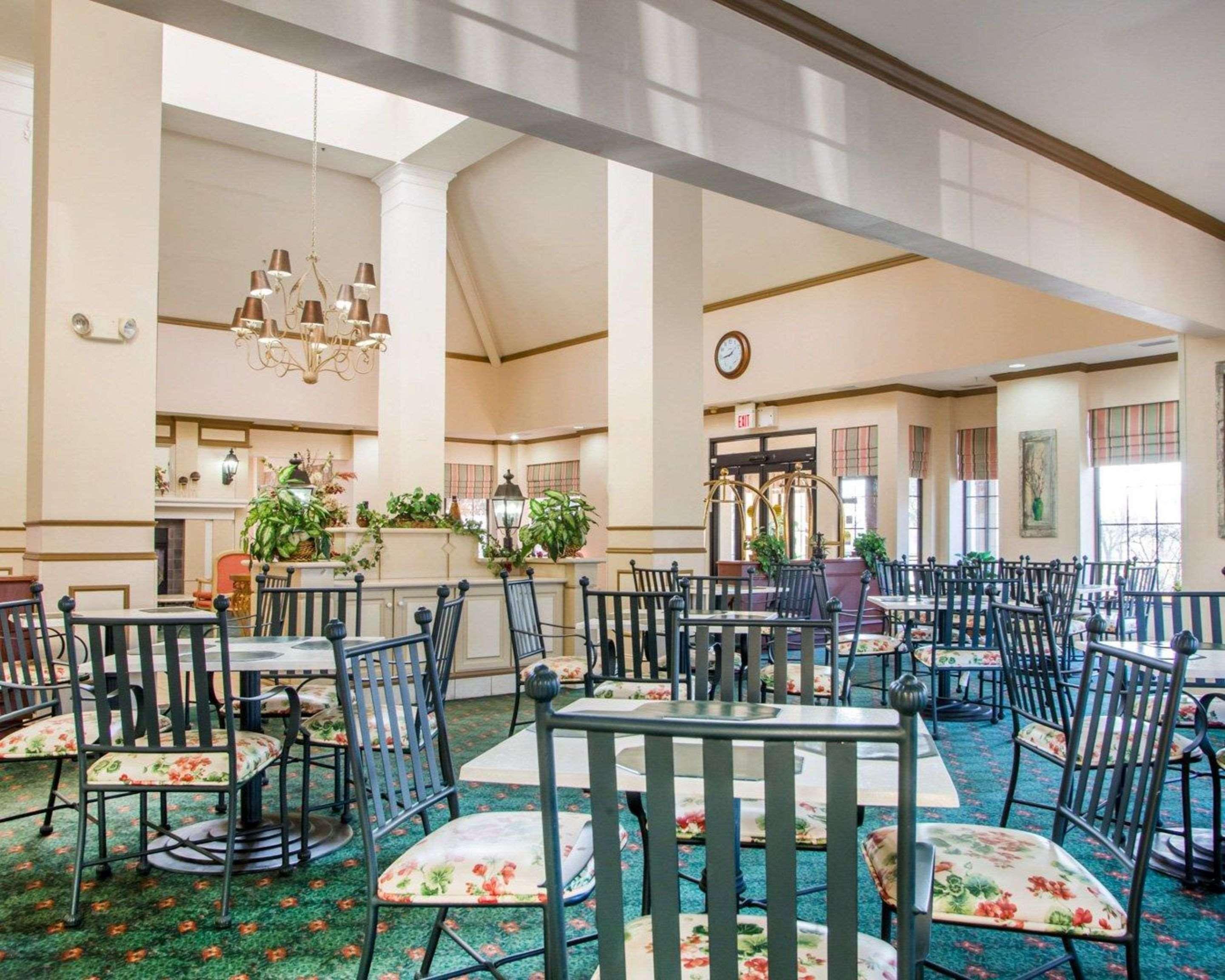 La Quinta Inn & Suites By Wyndham South Holland Exteriör bild