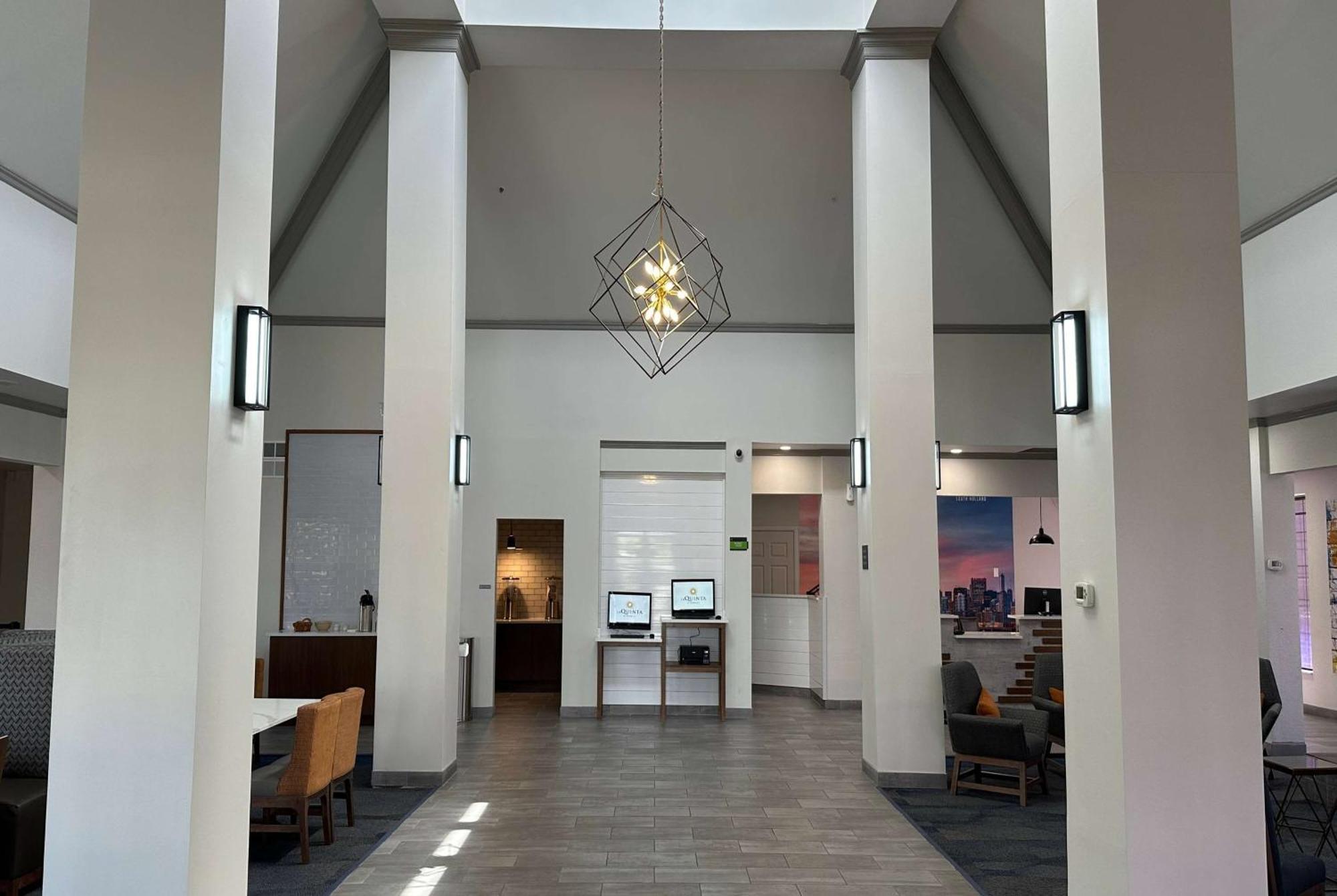 La Quinta Inn & Suites By Wyndham South Holland Exteriör bild